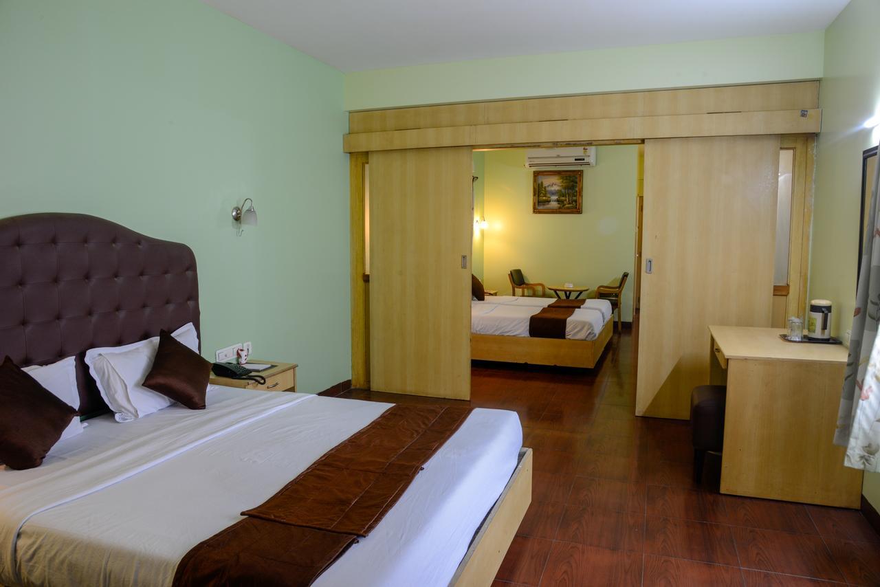 Oyo 14933 Rpr Residency Otel Chennai Dış mekan fotoğraf